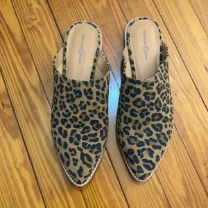 Treasure & Bond Mules leopard